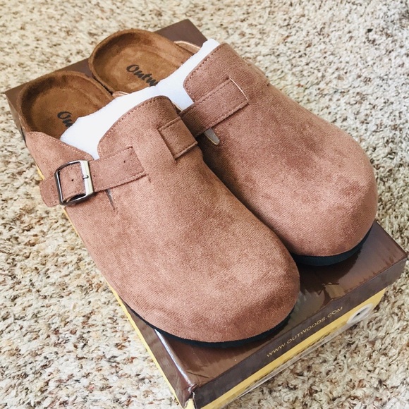 Outwoods Shoes - Berty Slip on Mules